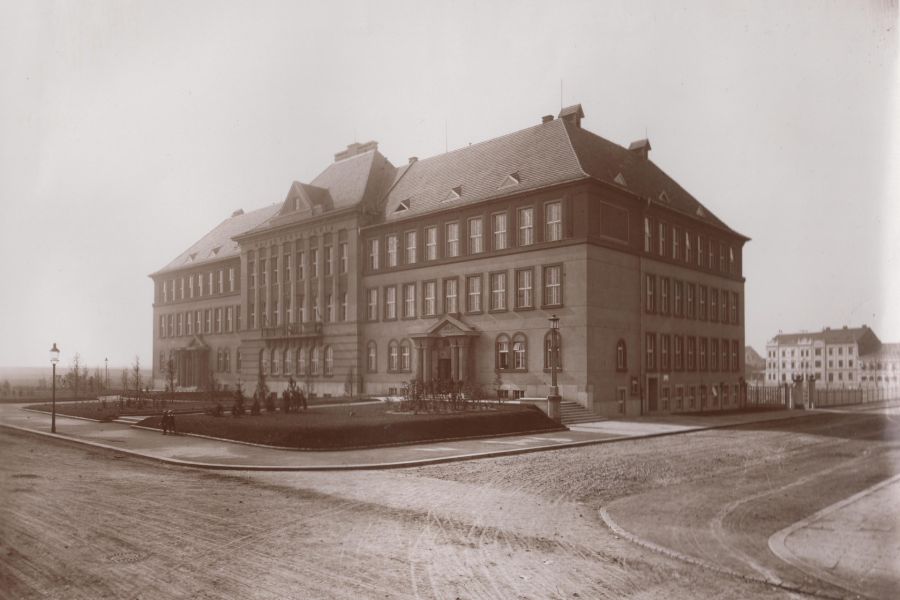 Zastavení 12A